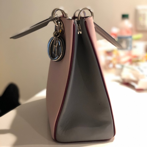 Christian Dior Smooth Lambskin Diorissimo Tote - Picture 4 of 5